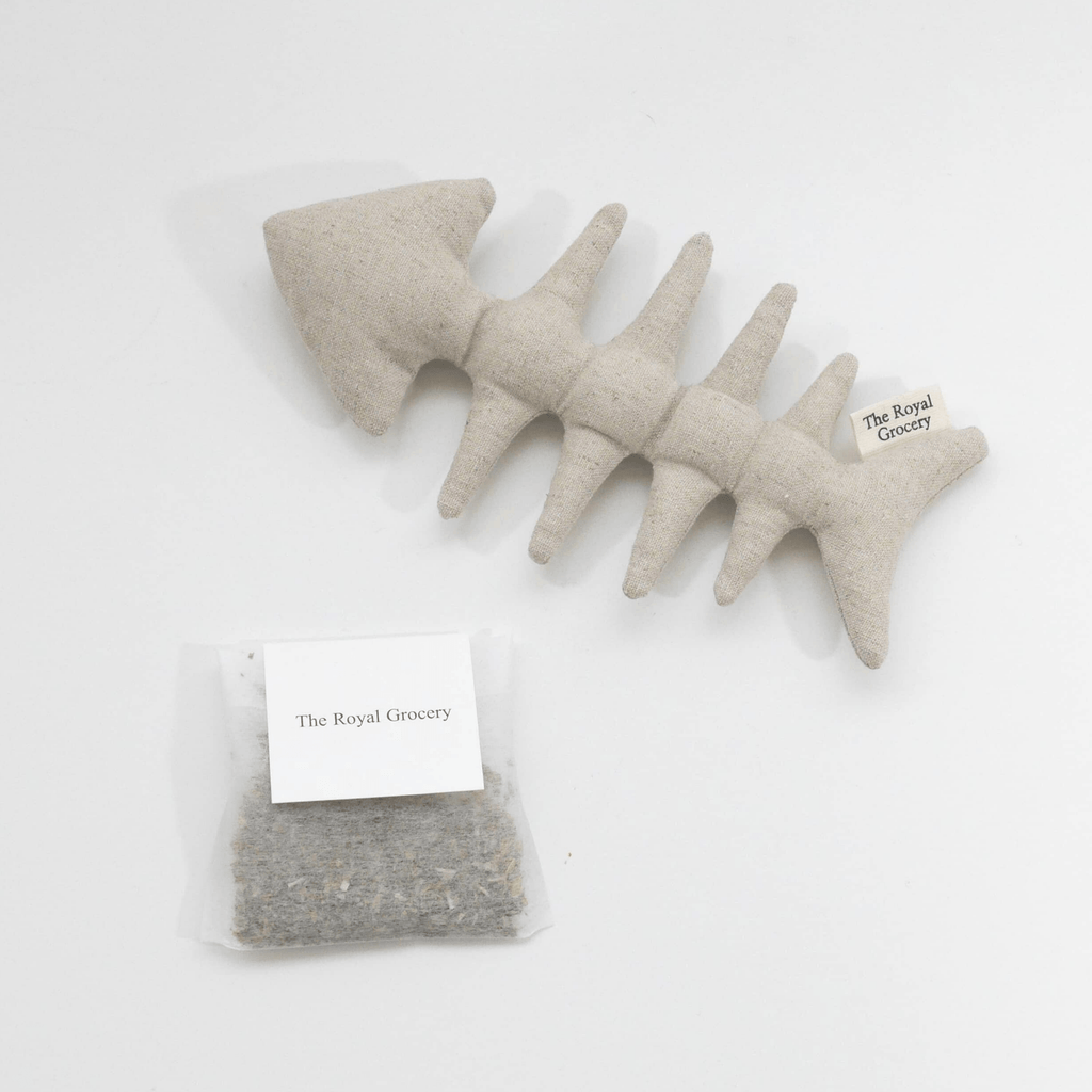 The Royal Grocery ねこ用おもちゃ one size Fish Bone Toy - Beige