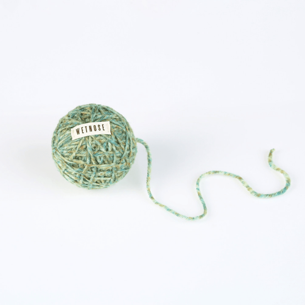 WET NOSE ねこ用おもちゃ Green / キャットニップ big yarnball
