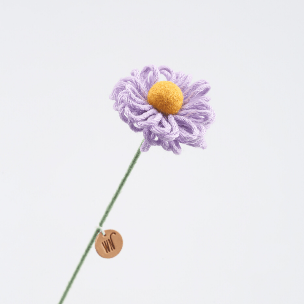 WET NOSE ねこ用おもちゃ Lilac (Purple) flower